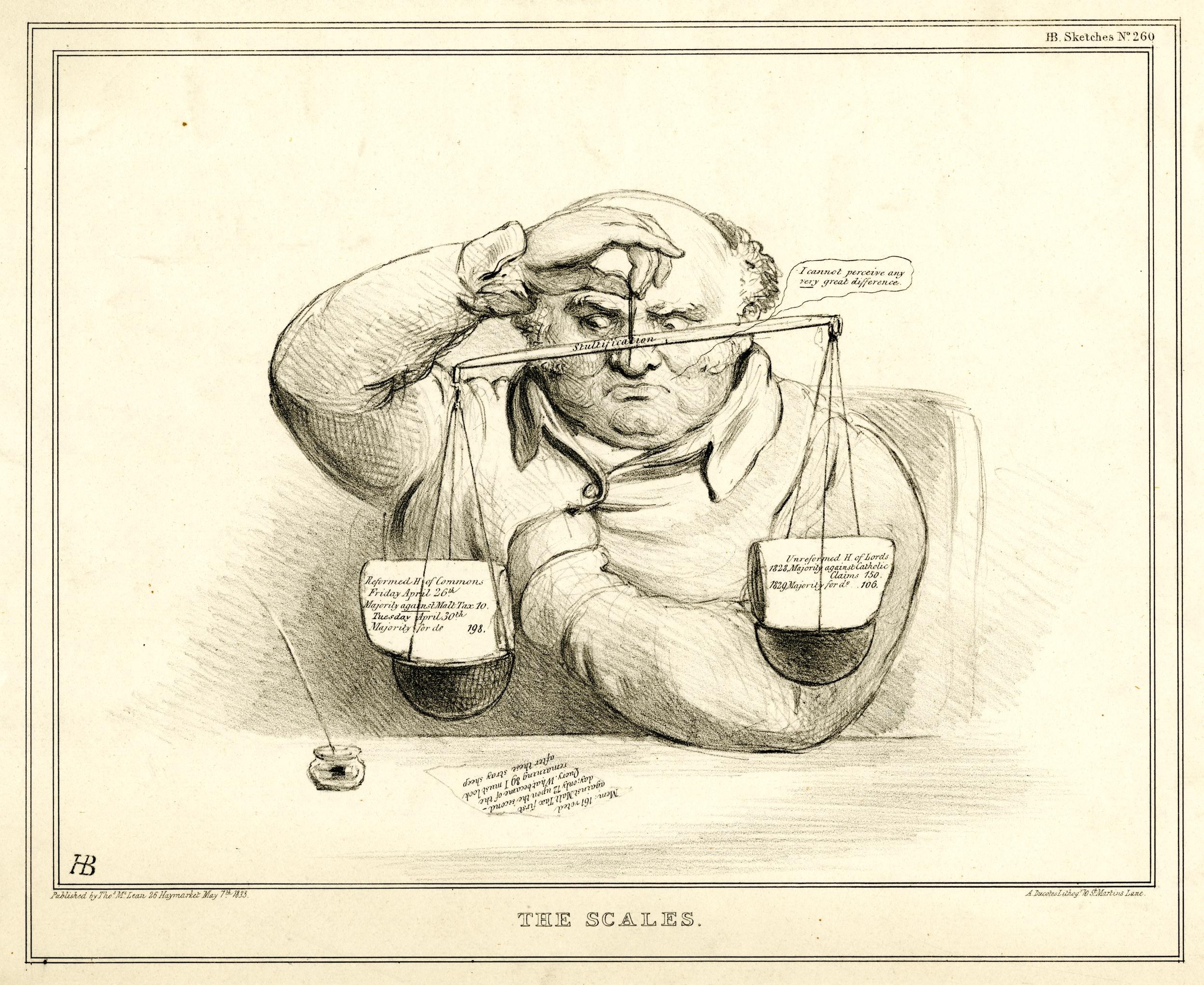 Ein Anwalt in einem Anzug sitzt an einem Tisch mit einer Waage davor und betrachtet Dokumente mit entschlossener Miene.