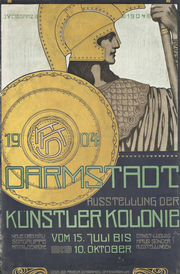 Plakat für ein 1904er Berlin-Konzert, das eine Helme tragende Figur mit einem Schild zeigt, auf dem "Darmstadt" und "Künstler Kolonie" in fetter Schrift stehen.